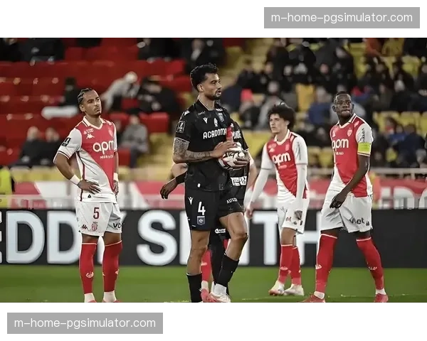 马赛主场优势战术加成:韦洛德罗姆球场氛围对球员心理的影响分析 马赛主场优势战术加成:韦洛德罗姆球场氛围对球员心理的影响分析